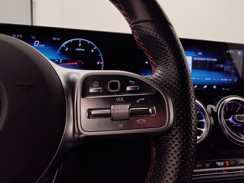 GuidiCar - Mercedes GLB 2022 GLB 200 d Premium auto Usato
