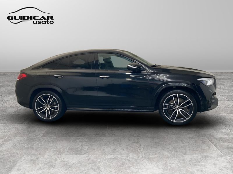 GuidiCar - Mercedes Classe M - GLE 2022 GLE Coupe 350 de phev (e eq-power) Premium 4matic auto Usato
