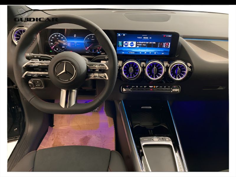 GuidiCar - MERCEDES BENZ NUOVA GLA 1 GLA 180  d Automatic Nuovo