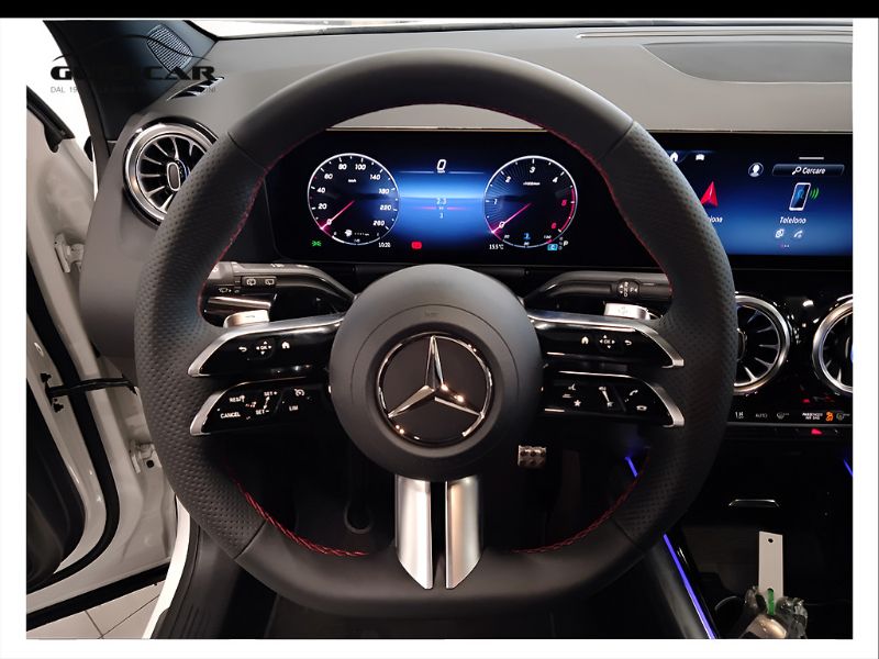 GuidiCar - MERCEDES BENZ NUOVA GLA 1 GLA 180  d Automatic Nuovo