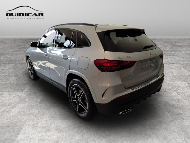 GuidiCar - MERCEDES BENZ NUOVA GLA 1 GLA 180  d Automatic Nuovo