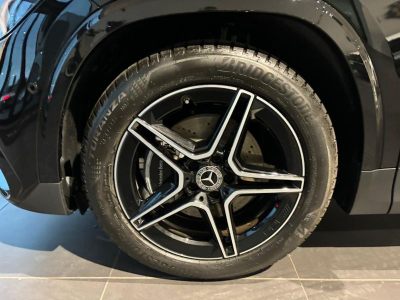 GuidiCar - MERCEDES BENZ NUOVA GLA 1 GLA 200 d Automatic 4MATIC Nuovo