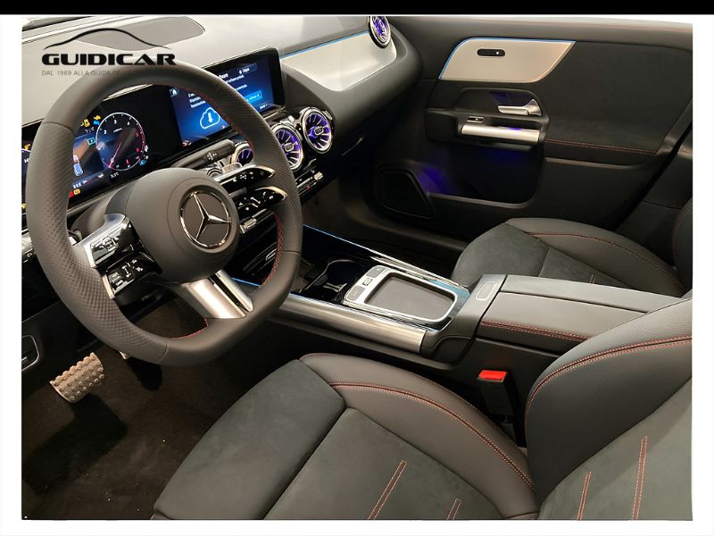 GuidiCar - MERCEDES BENZ NUOVA GLA 1 GLA 200 d Automatic 4MATIC Nuovo