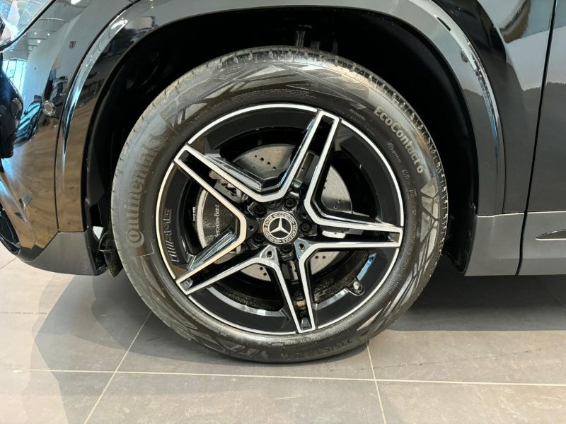 GuidiCar - MERCEDES BENZ NUOVA GLA 1 GLA 200 d Automatic 4MATIC Nuovo