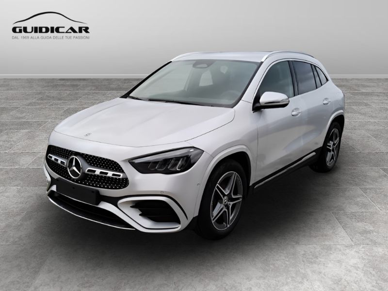 GuidiCar - MERCEDES BENZ NUOVA GLA 1 GLA 200 D AUTOMATIC Nuovo