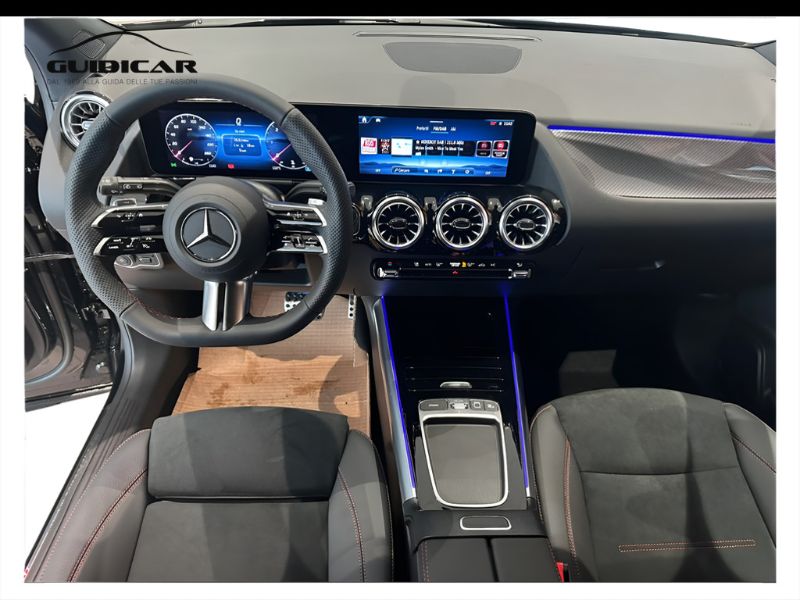 GuidiCar - MERCEDES BENZ NUOVA GLA 1 GLA 200 D AUTOMATIC Nuovo