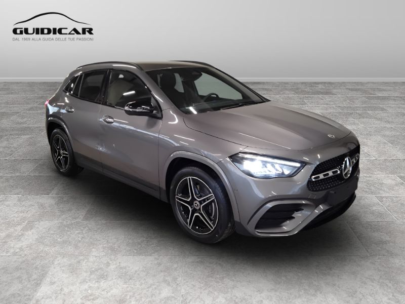 GuidiCar - MERCEDES BENZ NUOVA GLA 1 GLA 200 D AUTOMATIC Nuovo