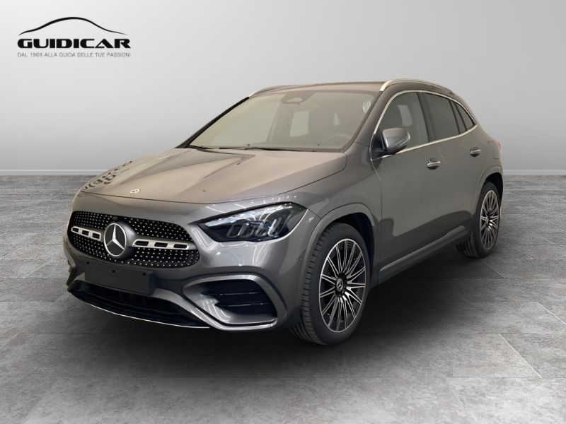 GuidiCar - MERCEDES BENZ NUOVA GLA 1 GLA 200 D AUTOMATIC Nuovo