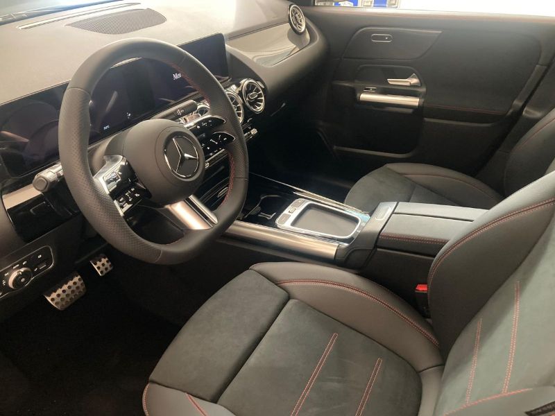 GuidiCar - MERCEDES BENZ NUOVA GLA 1 GLA 200 D AUTOMATIC Nuovo