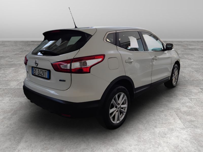 GuidiCar - NISSAN Qashqai 2015 Qashqai 1.5 dci Acenta 110cv Usato