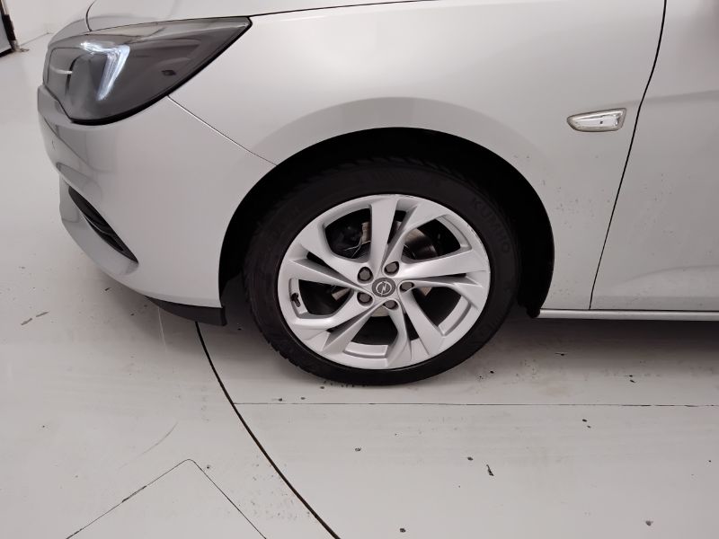 GuidiCar - OPEL Astra V 2020 Sports Tourer 2019 Astra Sports Tourer 1.5 cdti Business Elegance s&s 122cv at9 Usato