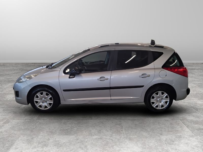 GuidiCar - PEUGEOT 207 SW 2009 207 SW 1.6 hdi 16v Energie Usato