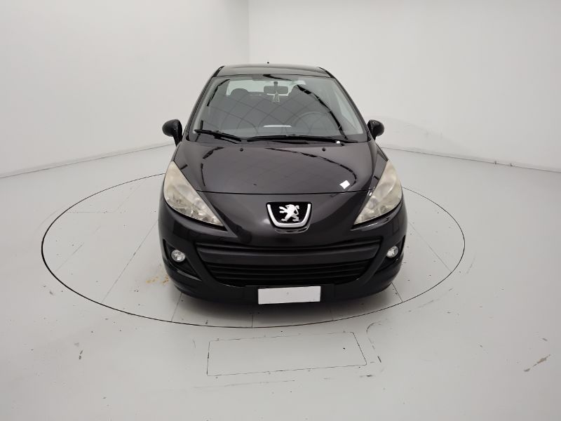 GuidiCar - PEUGEOT 207                                      2010 207 3p 1.4 hdi XS FL Usato