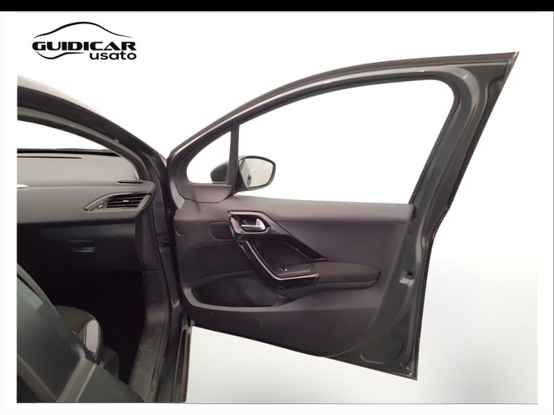 GuidiCar - PEUGEOT 208 2016 208 1.2 puretech Active 82cv 5p Usato