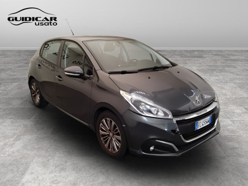 GuidiCar - PEUGEOT 208 2016 208 1.2 puretech Active 82cv 5p Usato