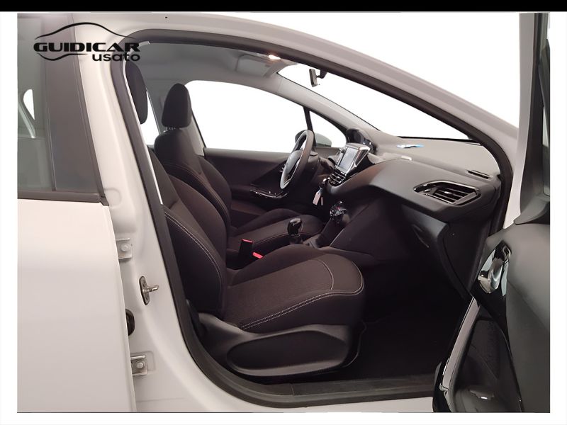 GuidiCar - PEUGEOT 208 I 2015 2018 208 1.2 puretech Active 82cv 5p Usato