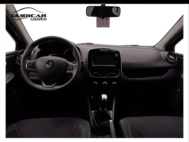 GuidiCar - RENAULT Clio IV 2017 2019 Clio 0.9 tce Moschino Life 75cv Usato