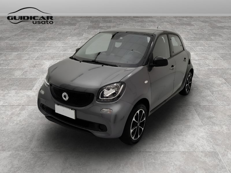 GuidiCar - SMART Forfour II 2015 2016 Forfour 0.9 t. Passion 90cv twinamic Usato