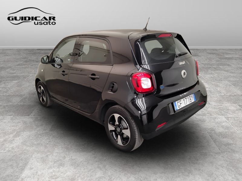 GuidiCar - SMART Forfour II 2020 2021 Forfour eq Passion 22kW Usato