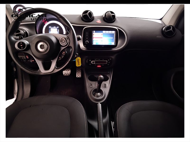 GuidiCar - SMART Fortwo III 2015 2019 Fortwo 0.9 t. Superpassion 90cv twinamic Usato