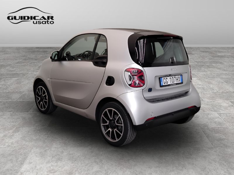 GuidiCar - SMART Fortwo III 2020 2021 Fortwo eq mattrunner 22kW Usato