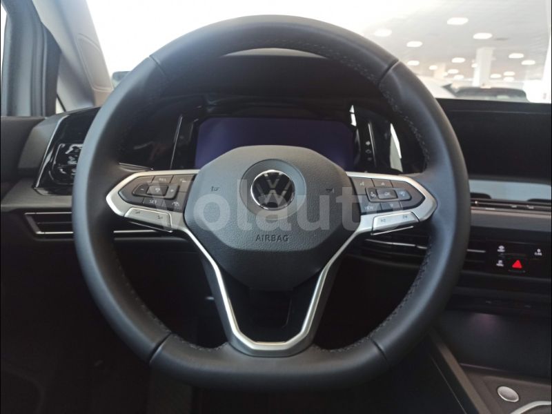 GuidiCar - VOLKSWAGEN Golf VIII 2020 2022 Golf 1.5 tgi Style 130cv Aziendale