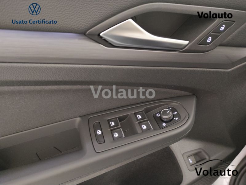 GuidiCar - VOLKSWAGEN Golf VIII 2020 Variant 2021 Golf Variant 2.0 tdi scr Style 115cv dsg Aziendale