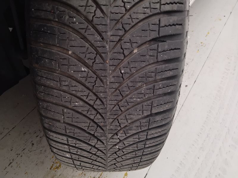 GuidiCar - VOLKSWAGEN Golf 2009 Golf 1.6 Comfortline 5p Usato