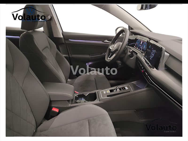 GuidiCar - VOLKSWAGEN Golf VIII 2020 Variant 2021 Golf Variant 2.0 tdi scr Style 115cv dsg Aziendale