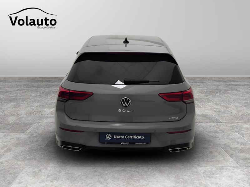 GuidiCar - VOLKSWAGEN Golf 2022 Golf 1.5 etsi evo act R-Line 150cv dsg Usato