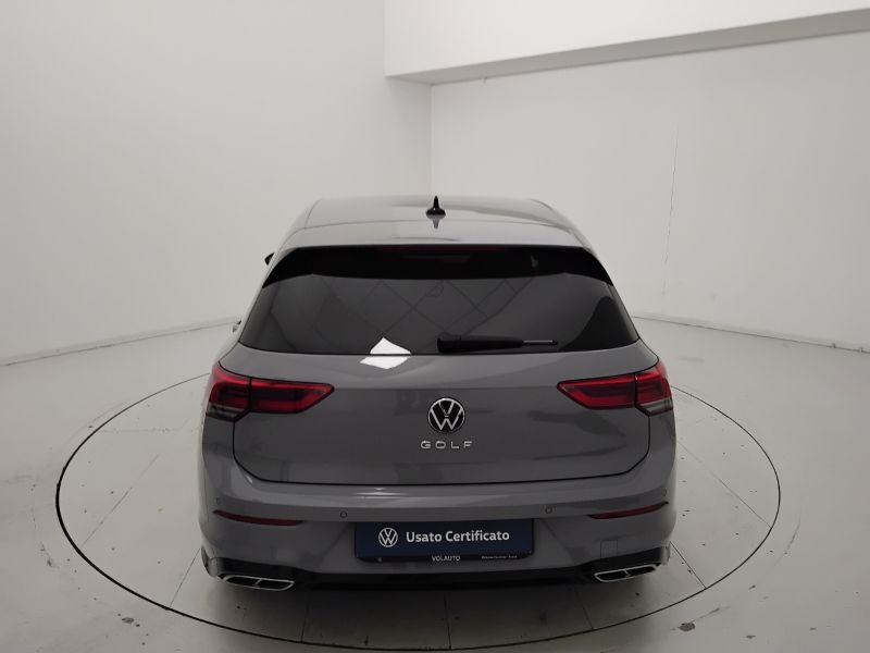 GuidiCar - VOLKSWAGEN Golf 2022 Golf 1.5 tsi evo act R-Line 130cv Usato