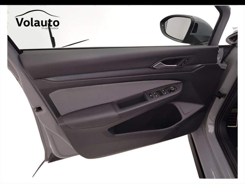 GuidiCar - VOLKSWAGEN Golf 2022 Golf 1.5 tsi evo act R-Line 130cv Usato