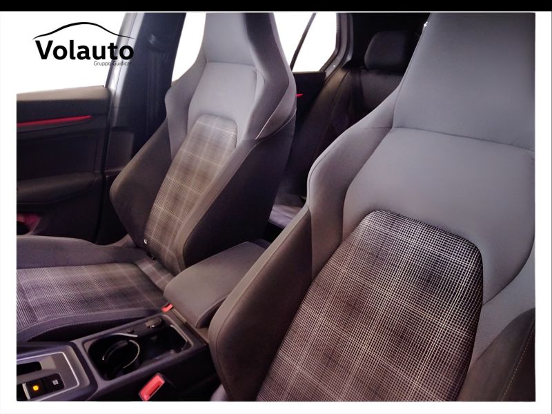 GuidiCar - VOLKSWAGEN Golf 2021 Golf 2.0 tdi GTD 200cv dsg Usato