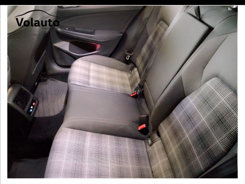GuidiCar - VOLKSWAGEN Golf 2021 Golf 2.0 tdi GTD 200cv dsg Usato