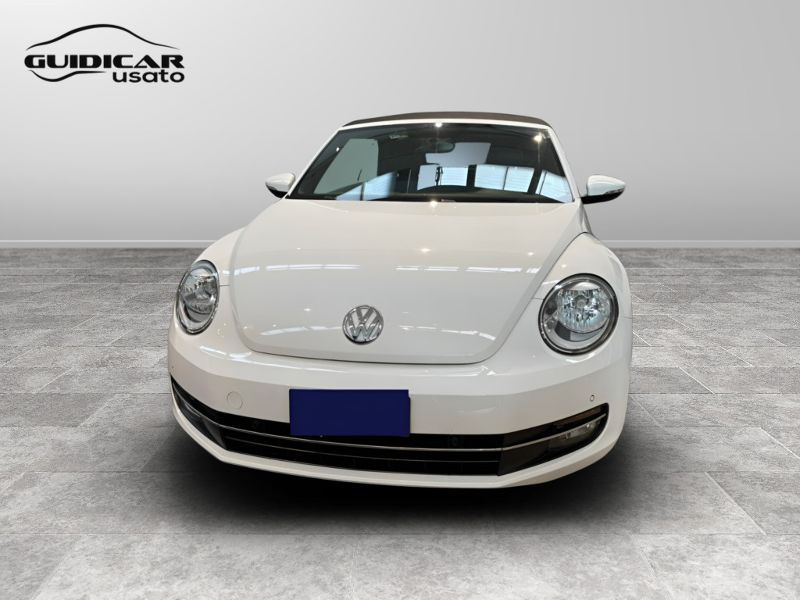 GuidiCar - VOLKSWAGEN Maggiolino 2014 Maggiolino Cabrio 1.2 tsi Design Usato