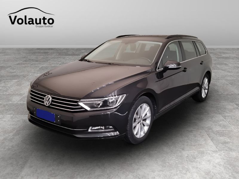 GuidiCar - VOLKSWAGEN Passat 8ª serie 2018 Passat 8ª serie - Passat Variant 1.6 TDI Business BlueMotion Usato