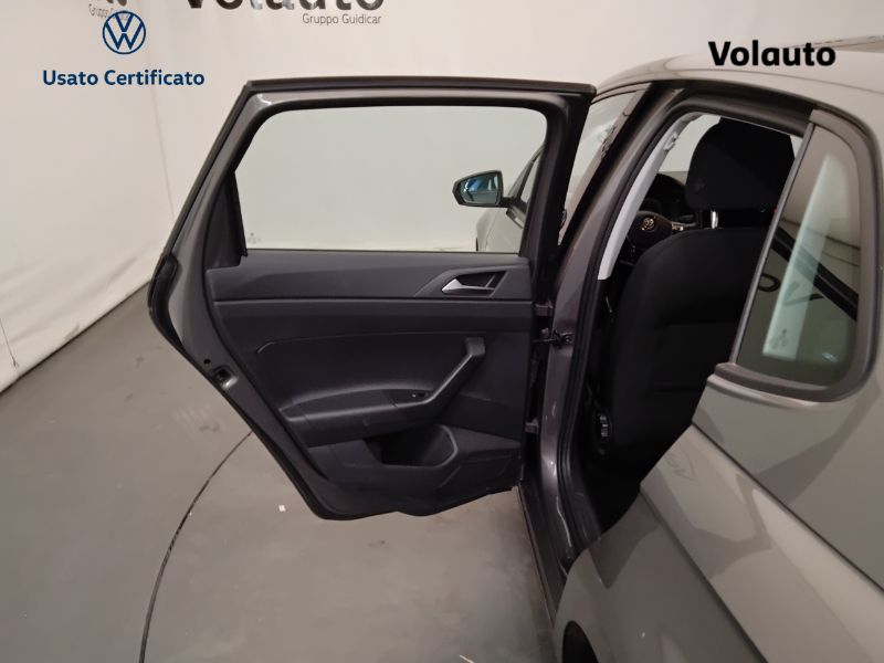 GuidiCar - VOLKSWAGEN Polo VI 2017 2018 Polo 5p 1.0 tsi Comfortline 95cv dsg Usato