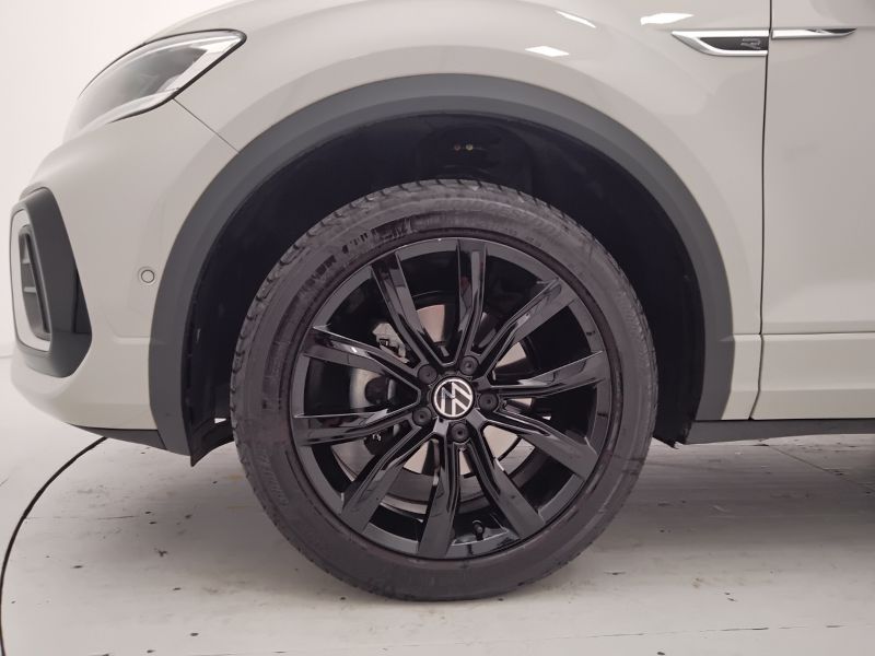 GuidiCar - VOLKSWAGEN T-Roc 2023 T-Roc 1.5 tsi act R-Line Usato