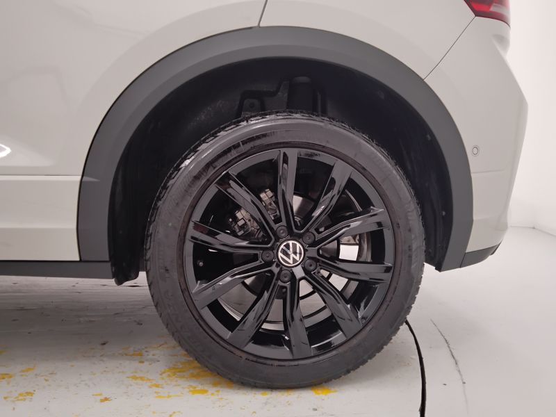 GuidiCar - VOLKSWAGEN T-Roc 2023 T-Roc 1.5 tsi act R-Line Usato