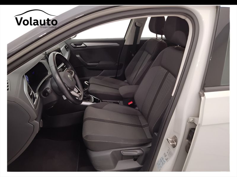 GuidiCar - VOLKSWAGEN T-Roc 2022 T-Roc 2.0 tdi scr Life 115cv Usato