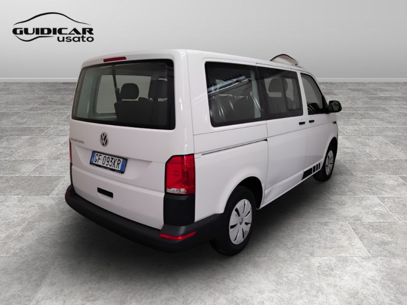 GuidiCar - VOLKSWAGEN T6.1 Transporter 30 2021 T6.1 Transporter 30 2.0 tdi 150cv kombi p.c. Usato