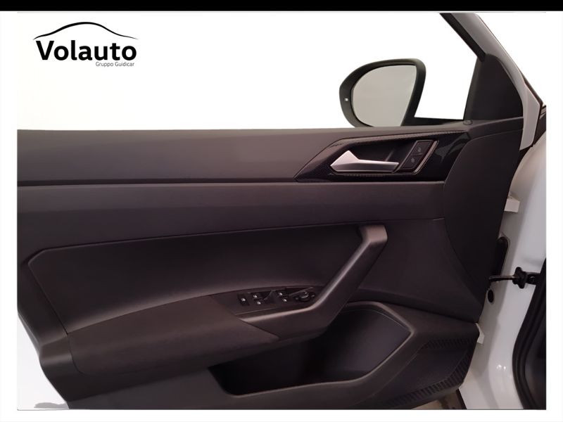 GuidiCar - VOLKSWAGEN Taigo 2022 Taigo 1.0 tsi Life 110cv Usato