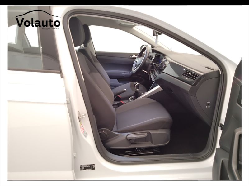 GuidiCar - VOLKSWAGEN Taigo 2022 Taigo 1.0 tsi Life 110cv Usato
