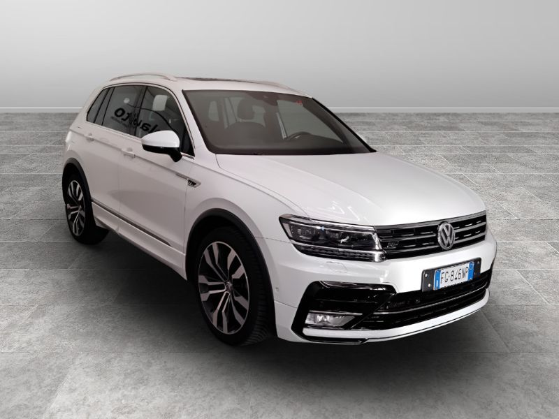 GuidiCar - VOLKSWAGEN Tiguan II 2016 2017 Tiguan 2.0 tsi Executive 4motion 180cv dsg Usato