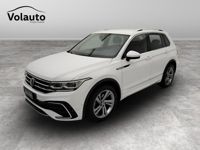 GuidiCar - VOLKSWAGEN Tiguan 2021 Tiguan 1.5 tsi act R-Line 150cv dsg Usato