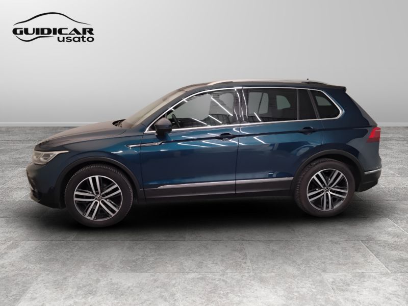 GuidiCar - VOLKSWAGEN Tiguan 2021 Tiguan 2.0 tdi scr Elegance 4motion 150cv dsg Usato