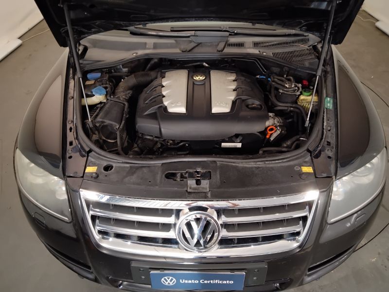 GuidiCar - VOLKSWAGEN Touareg 2005 Touareg 3.0 V6 tdi tiptronic Dpf Usato