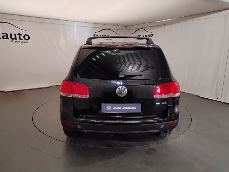 GuidiCar - VOLKSWAGEN Touareg 2005 Touareg 3.0 V6 tdi tiptronic Dpf Usato