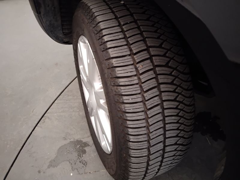 GuidiCar - VOLKSWAGEN Touareg 2005 Touareg 3.0 V6 tdi tiptronic Dpf Usato