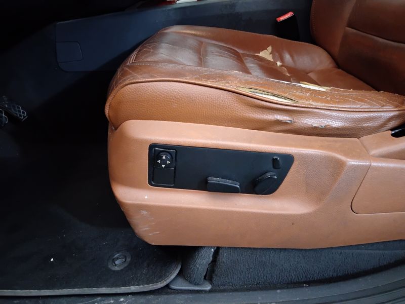 GuidiCar - VOLKSWAGEN Touareg 2005 Touareg 3.0 V6 tdi tiptronic Dpf Usato